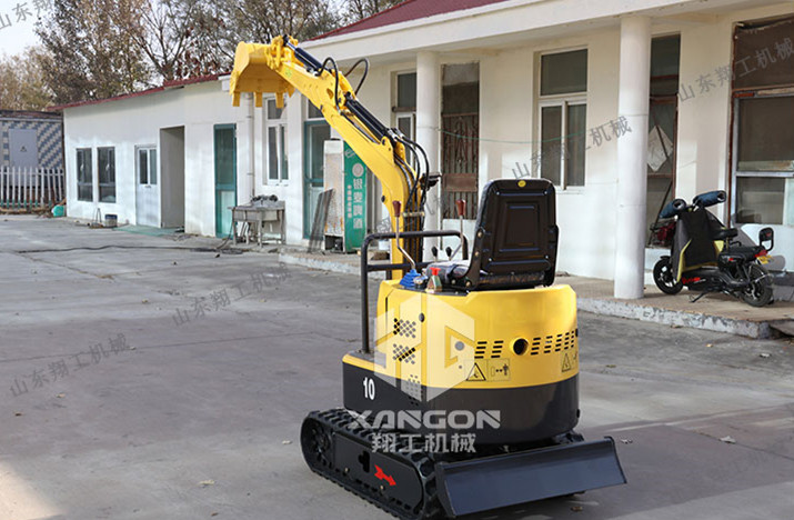 小型挖掘機 小型挖掘機